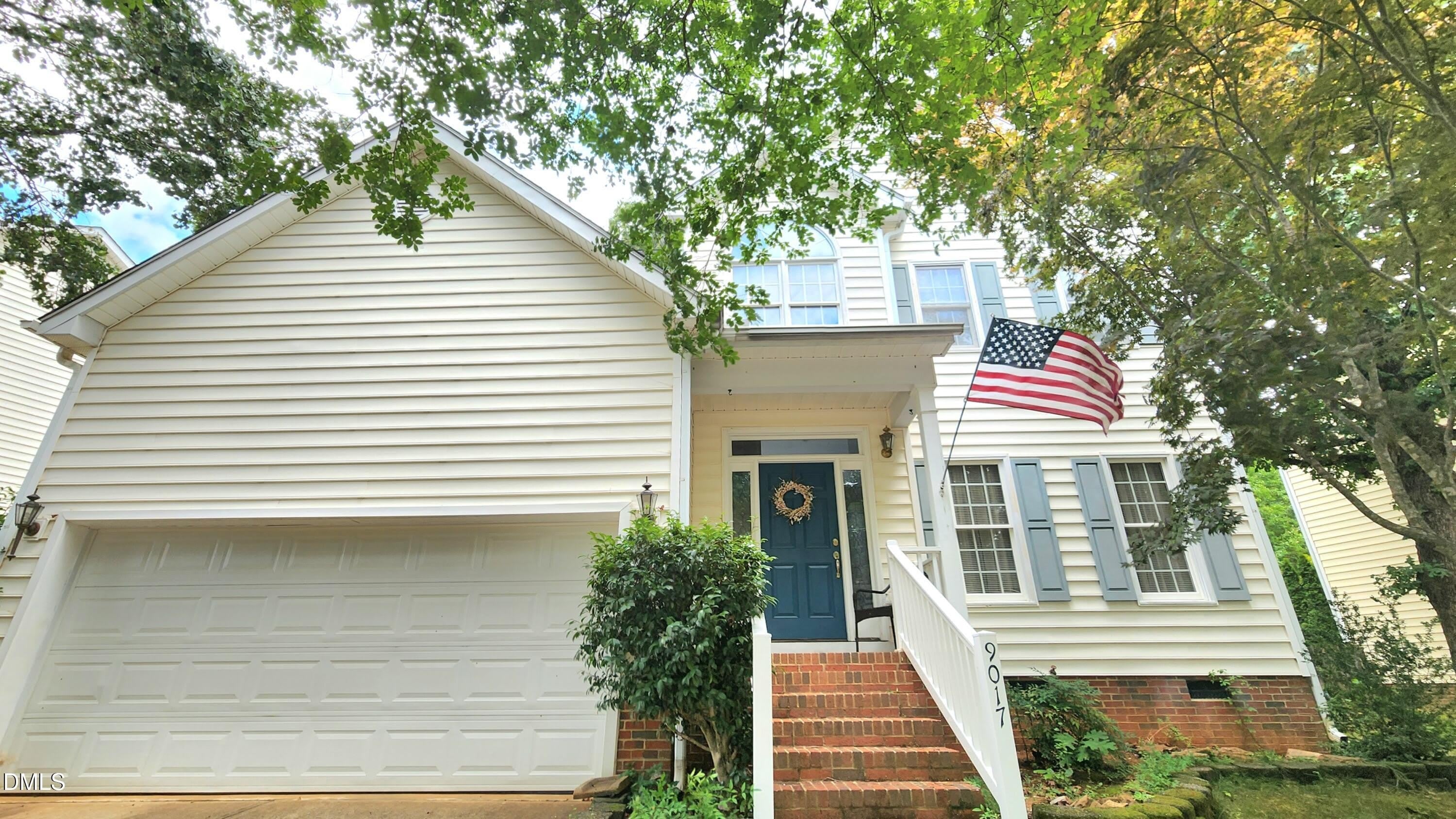 9017 Erinsbrook Drive – photo 2