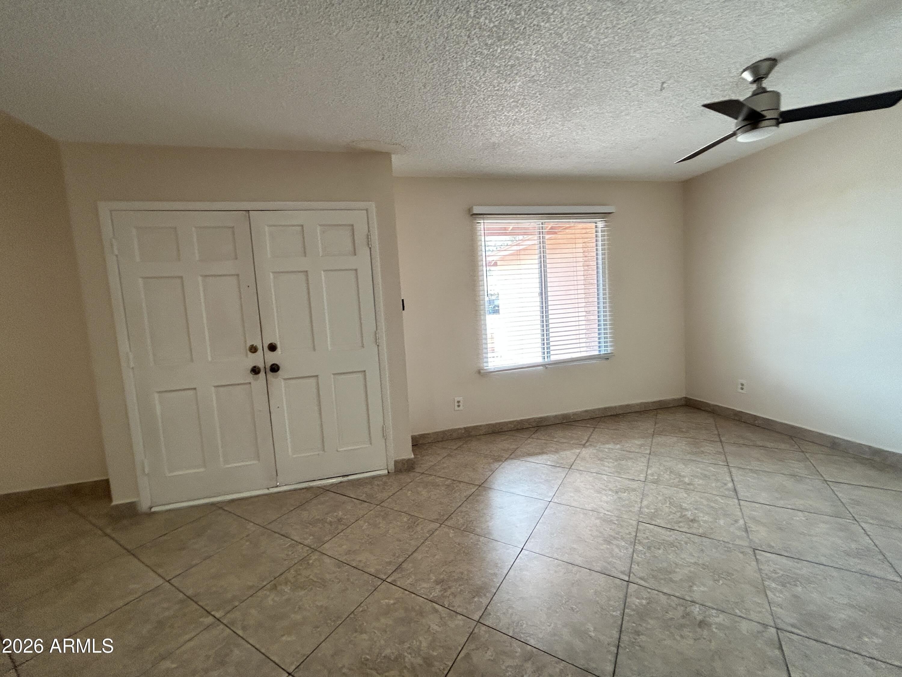4014 W CHRISTY Drive – photo 4