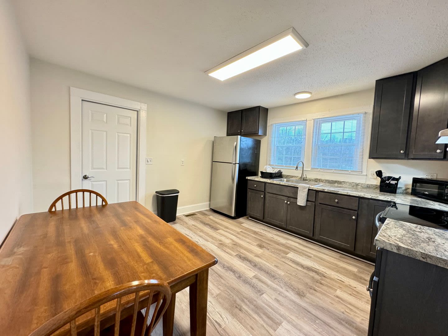 Fully Furnished and Utilities Included! – photo 2