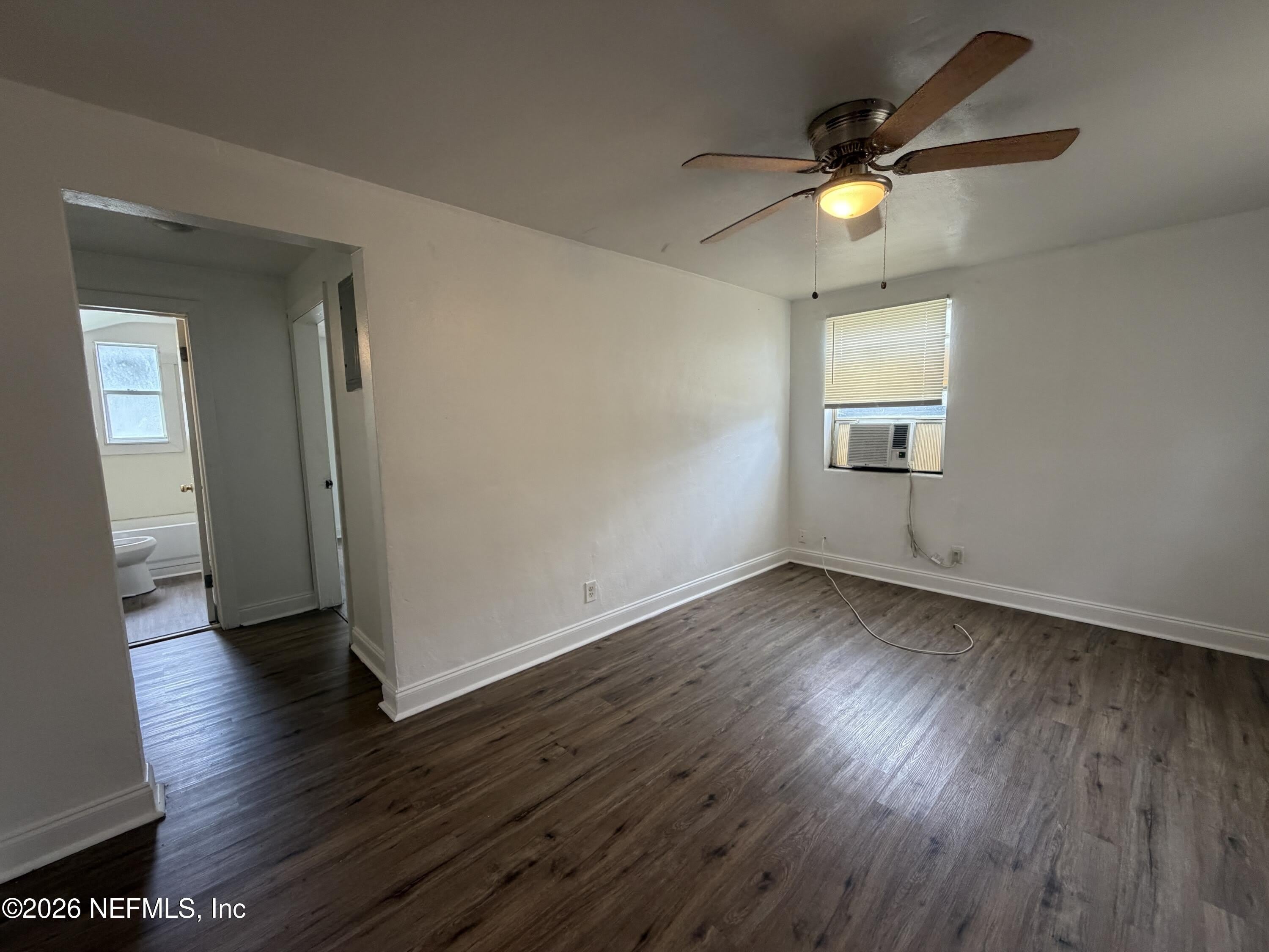 232 CHELSEA Street – photo 4
