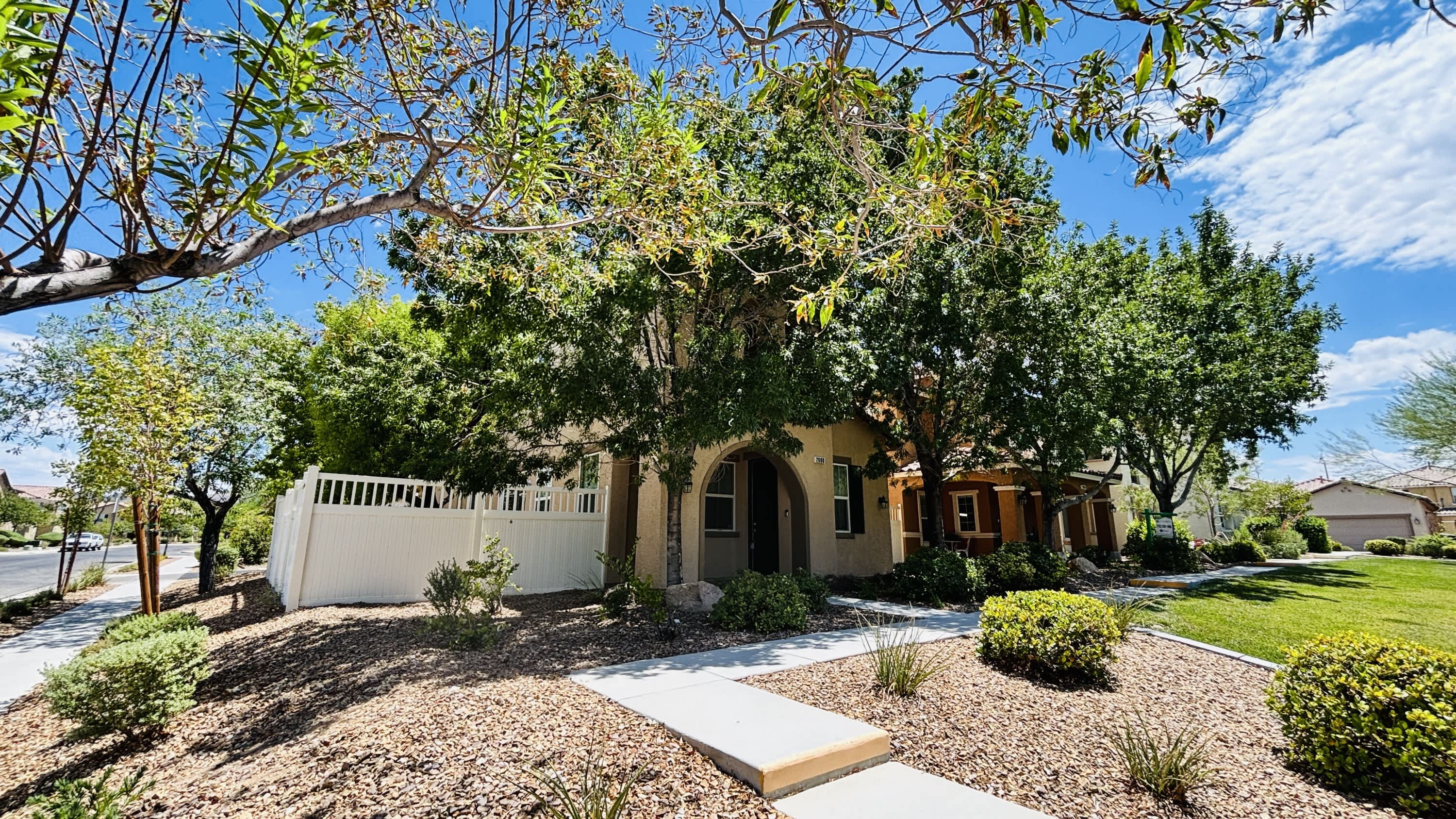2080 Airy Petals Walk – photo 1