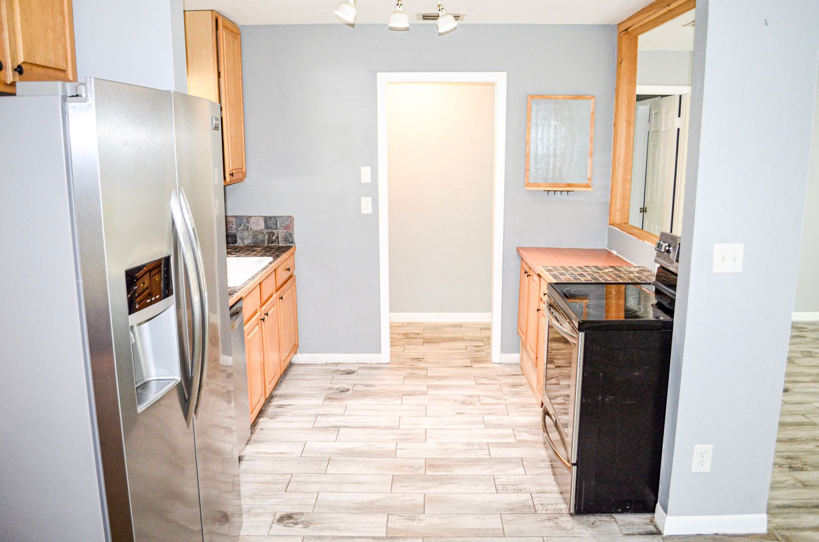 Timberlane Home with Large, Fenced Backyard – photo 4