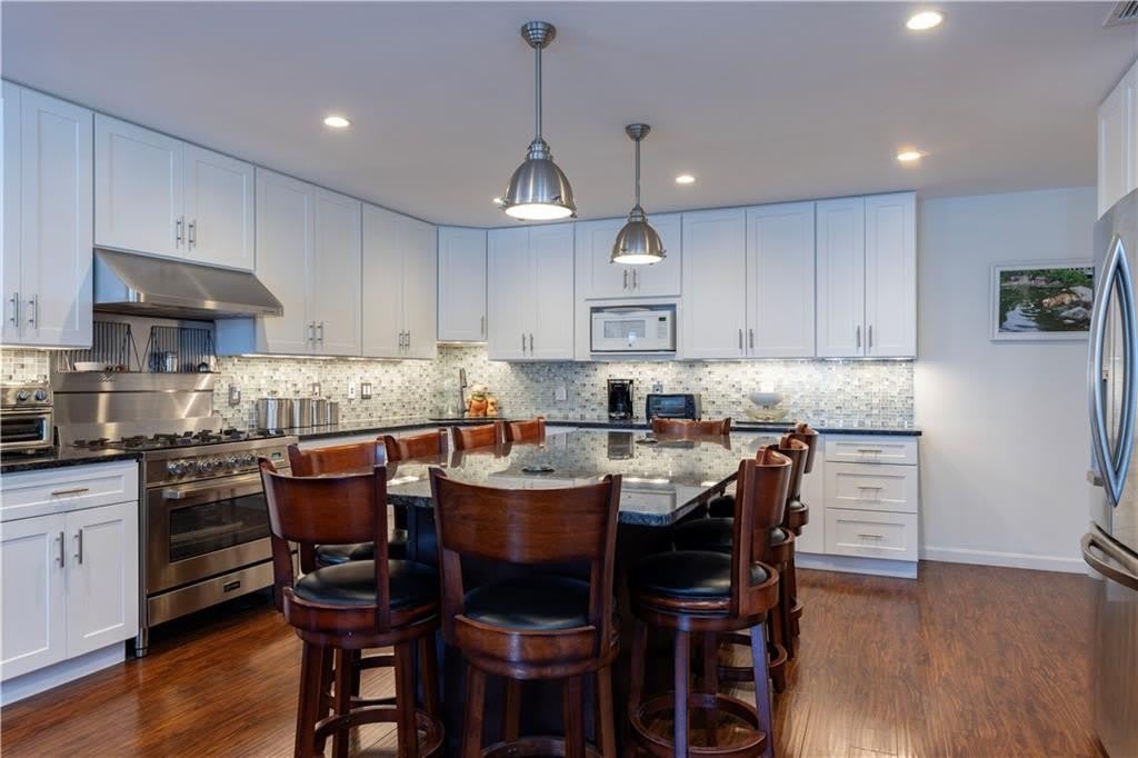 14 Clinton Avenue – photo 5
