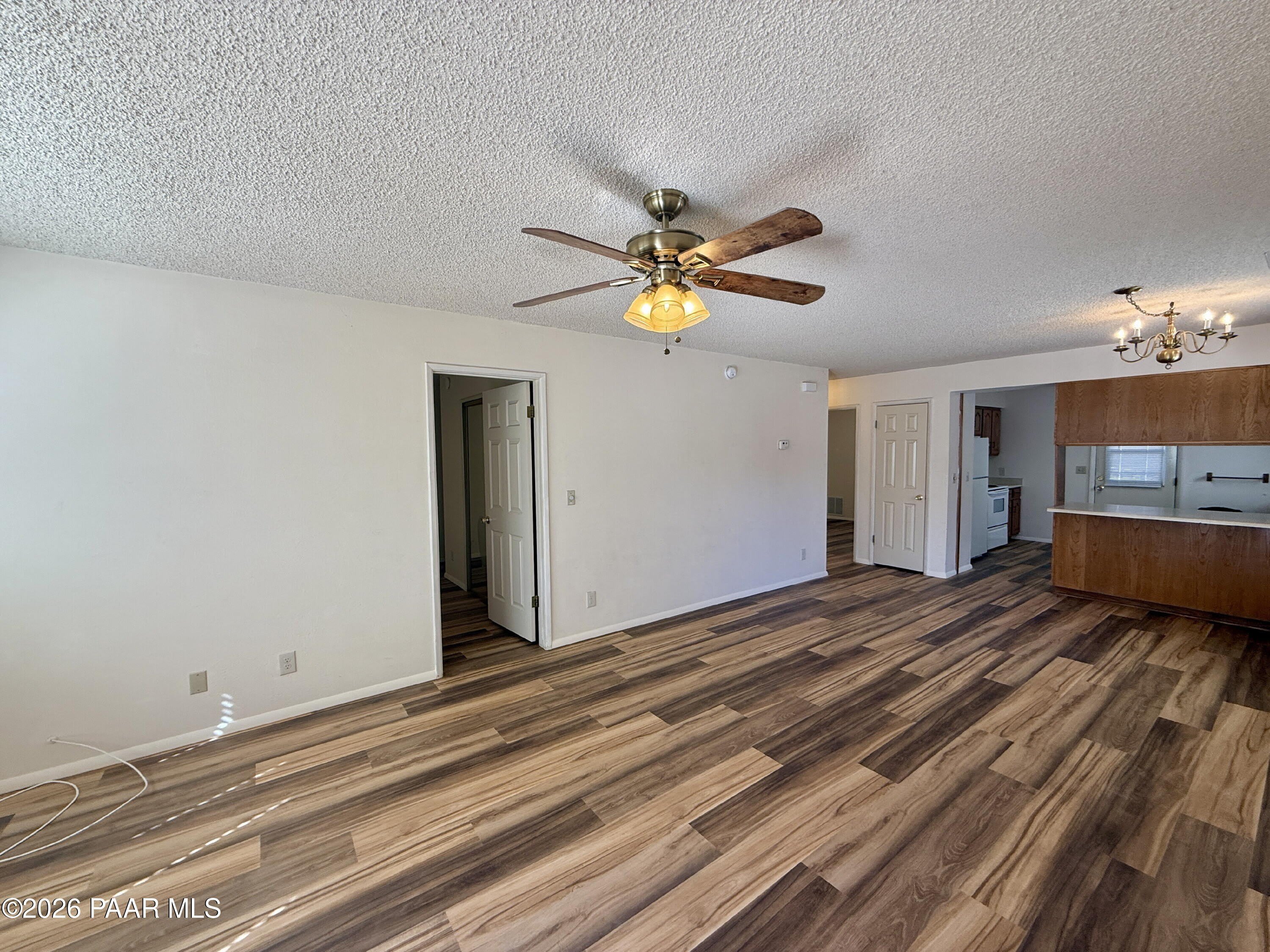 350 Rim Rock Circle – photo 5