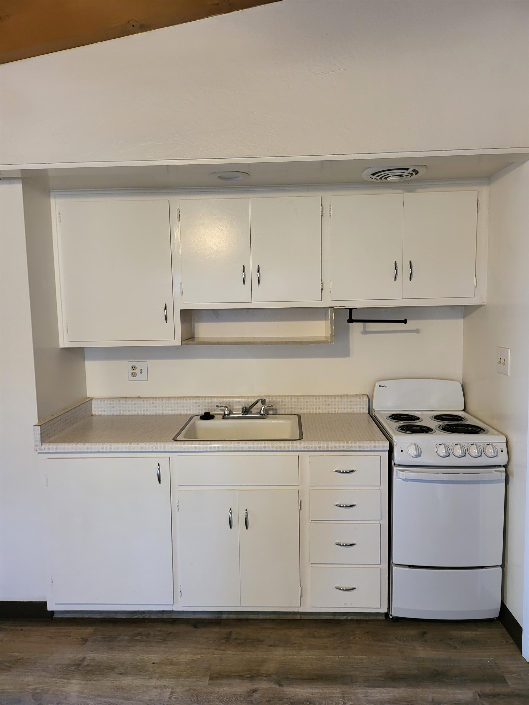 1728 W. Shaw Ave-G – photo 3