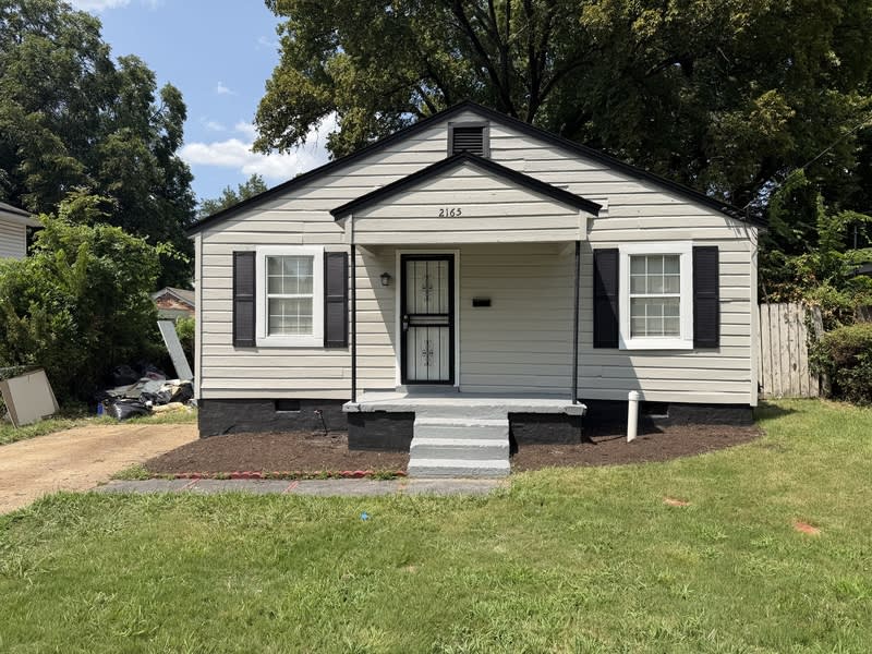 2156 Ethlyn Avenue – photo 2