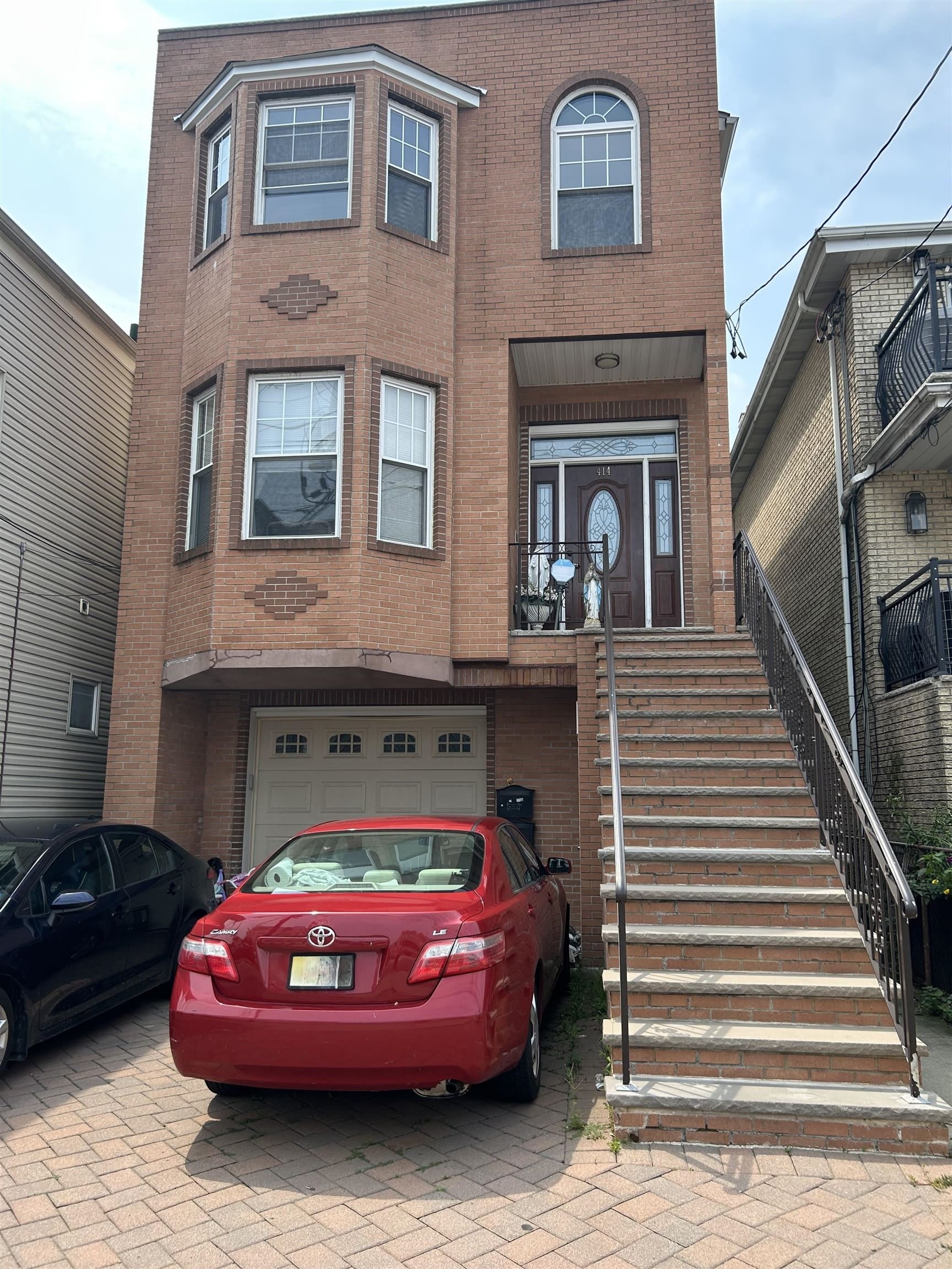 414 CLIFF ST – photo 1