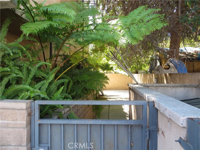 5555 Carpenter Avenue – photo 3