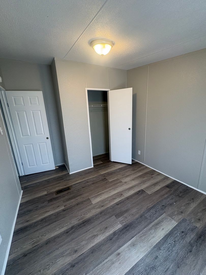 4 Bed/2 Bath Mobile Home – photo 5