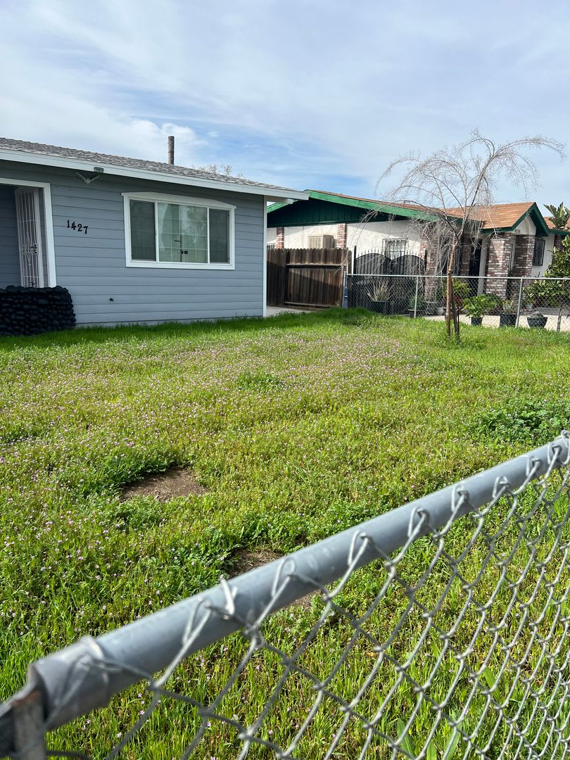 *MOVE IN SPECIAL* East Bakersfield House – photo 2