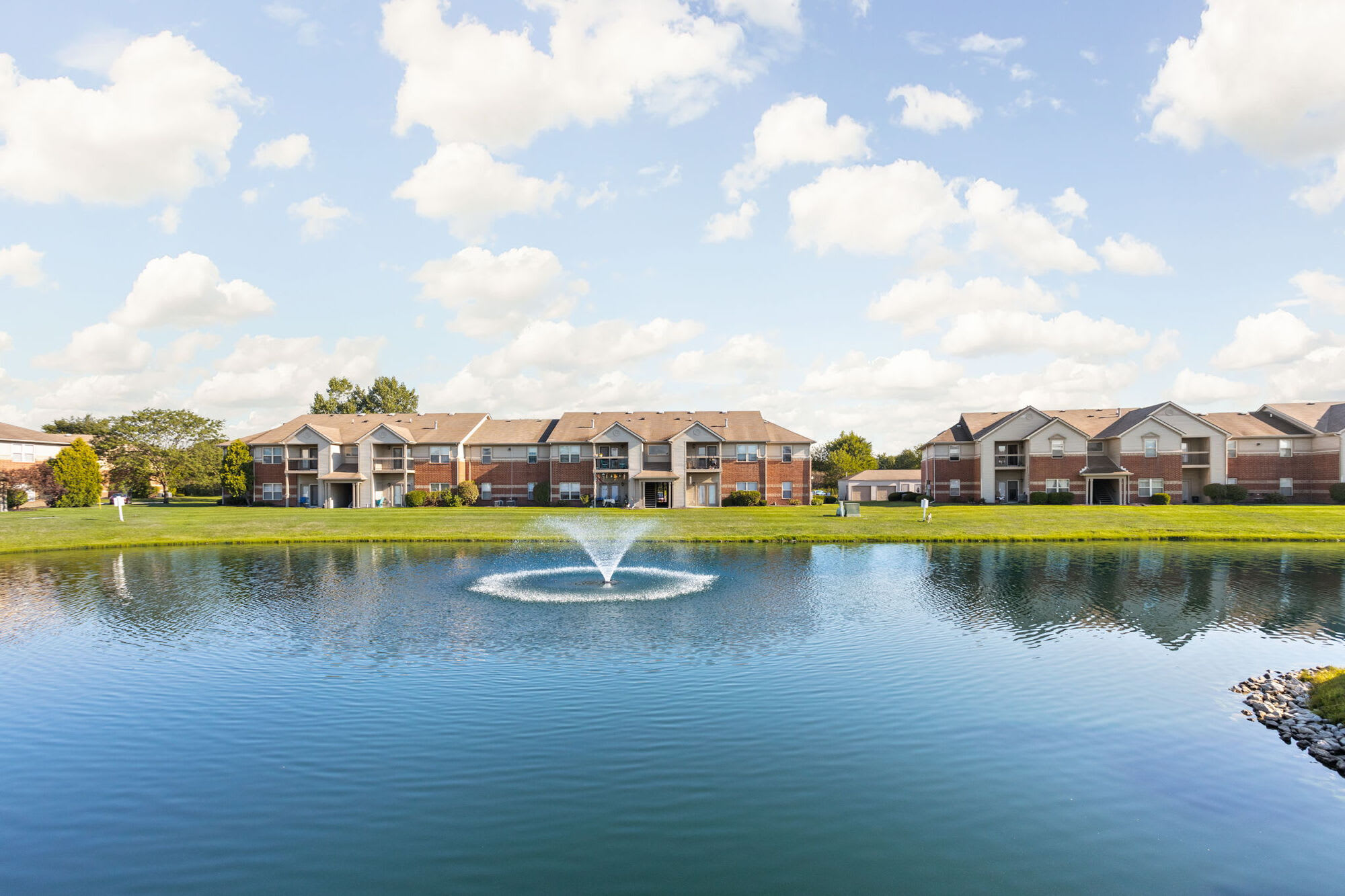 Brownsburg Crossing Apartments – photo 4