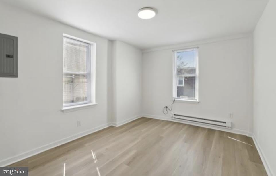 5554 LANSDOWNE Avenue – photo 2