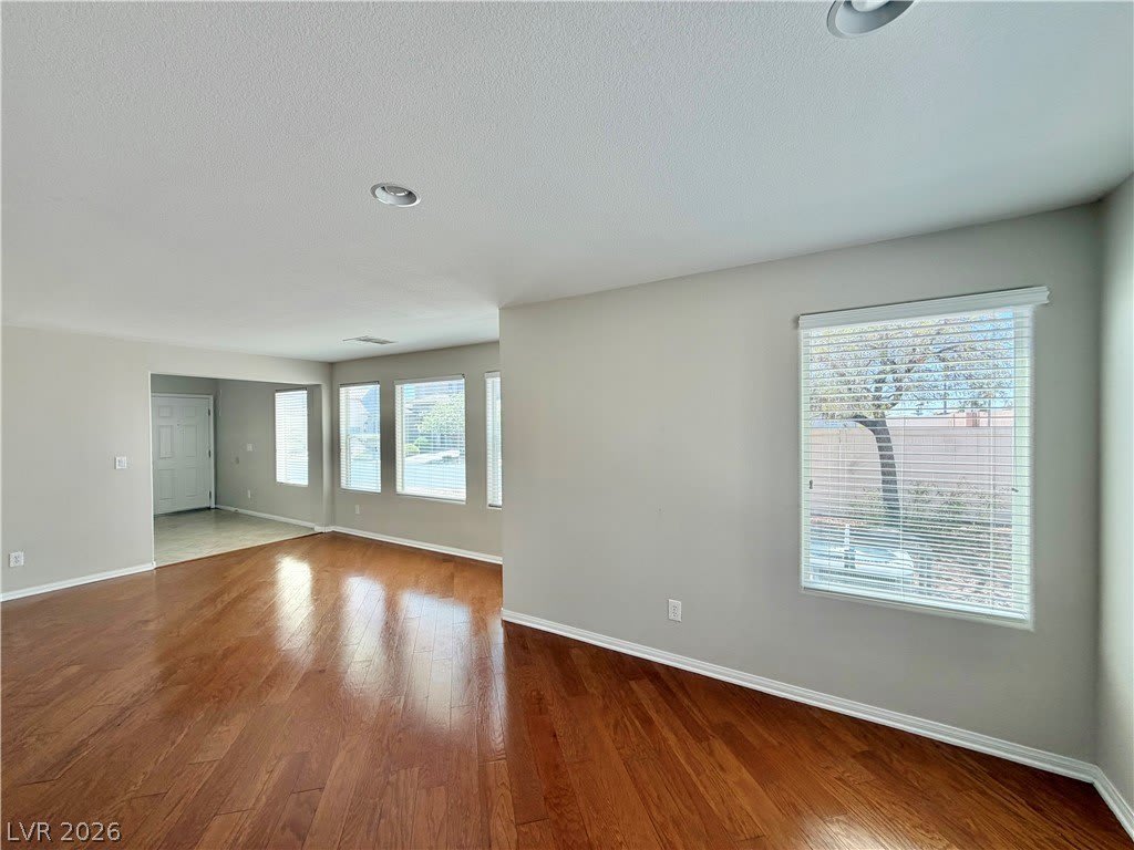 6435 Sean Creek Street – photo 5