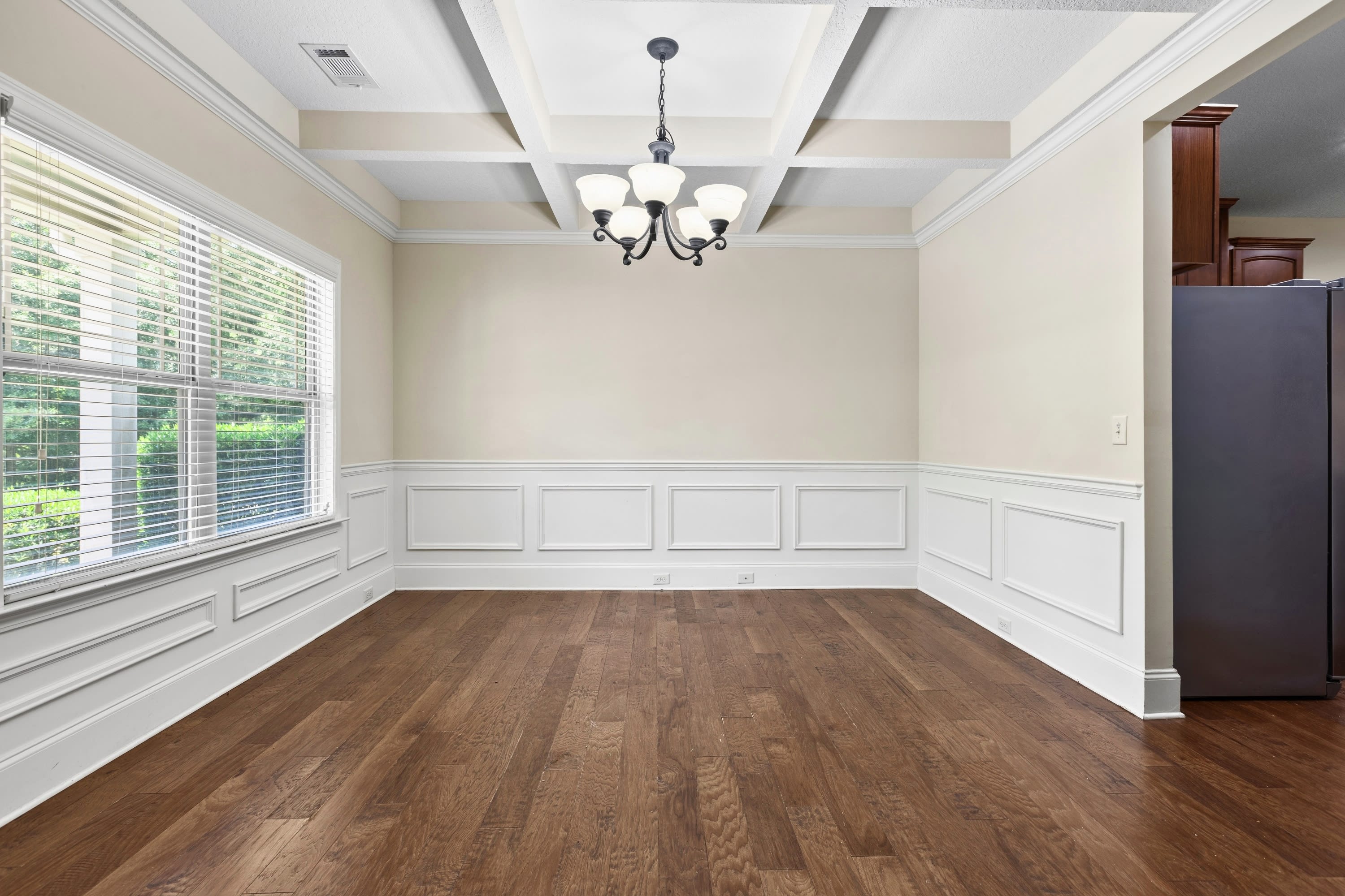 1177 Weatherford St – photo 2