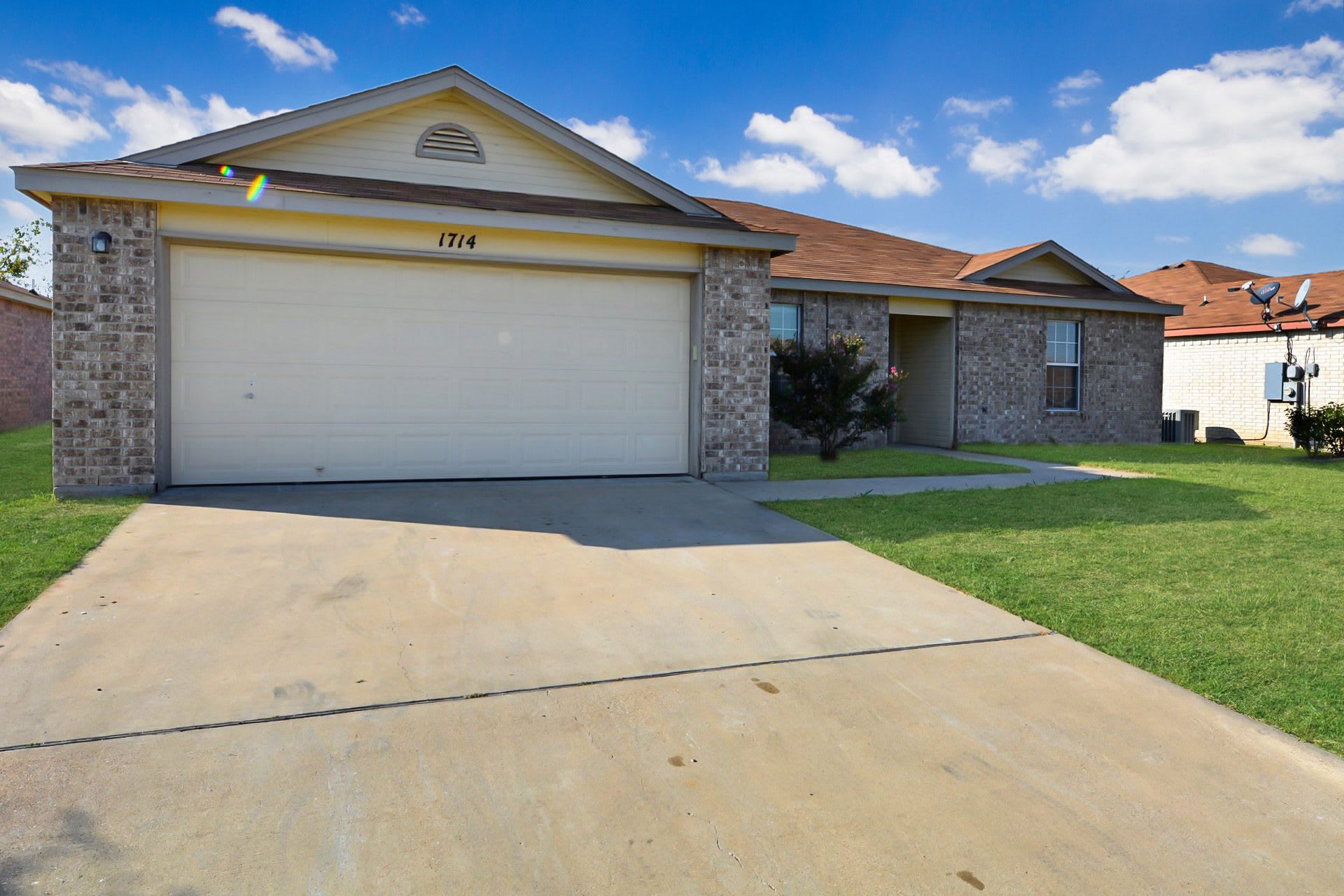 1714 Freedom Loop – photo 3