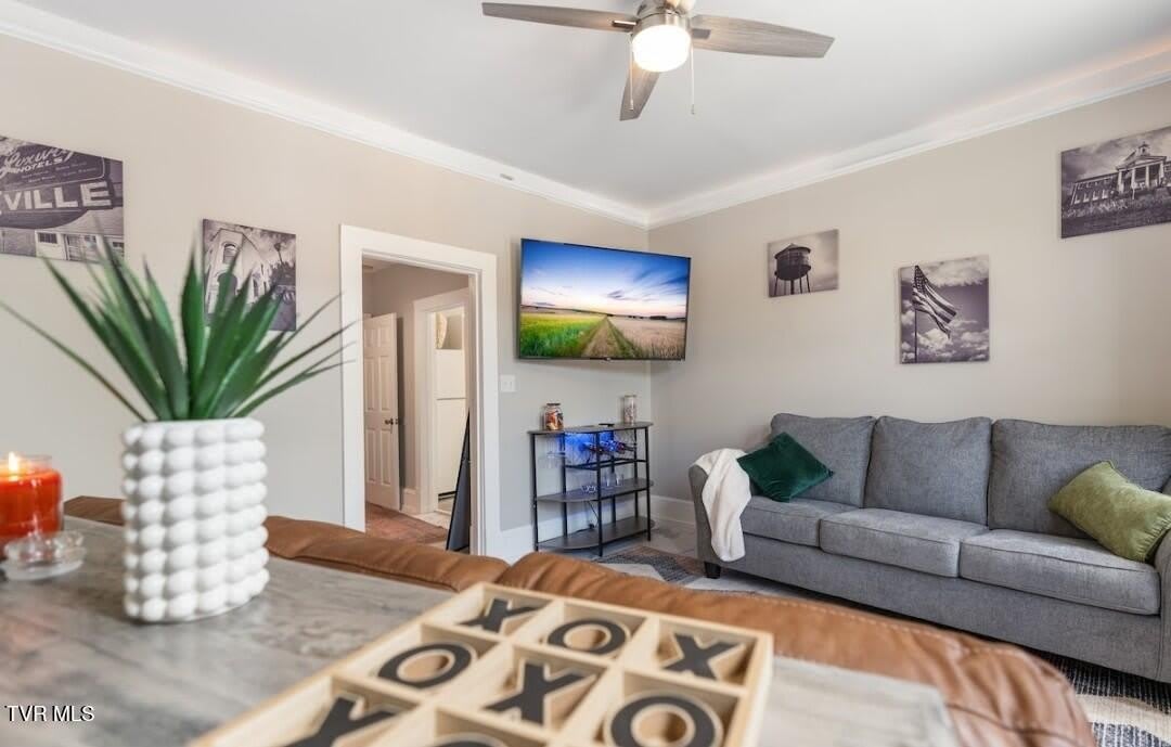 313 S Cutler Street – photo 4