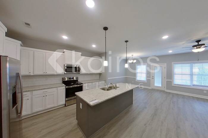 3705 Oak Leaf Way – photo 5