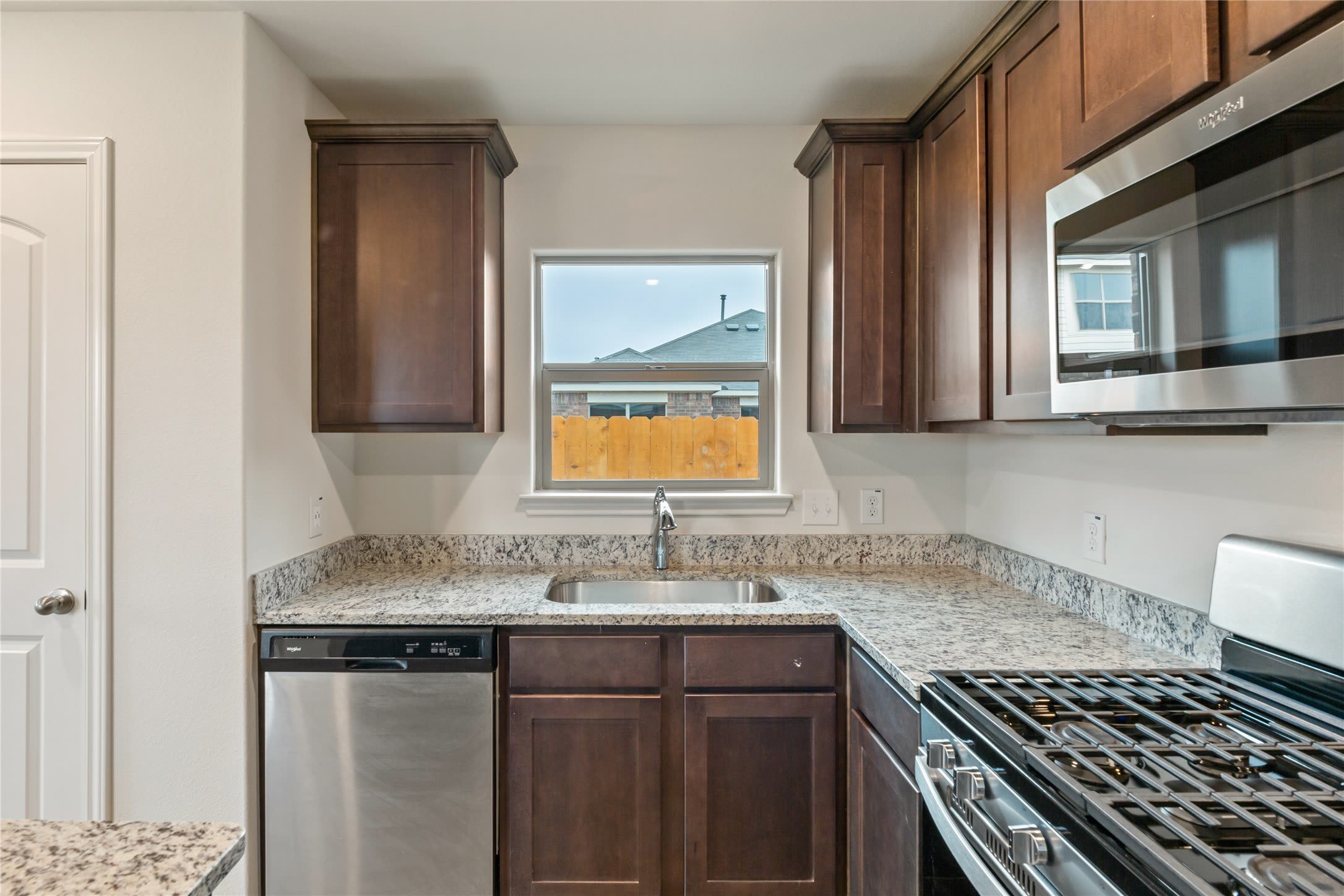 3006 Winscott Lane – photo 5