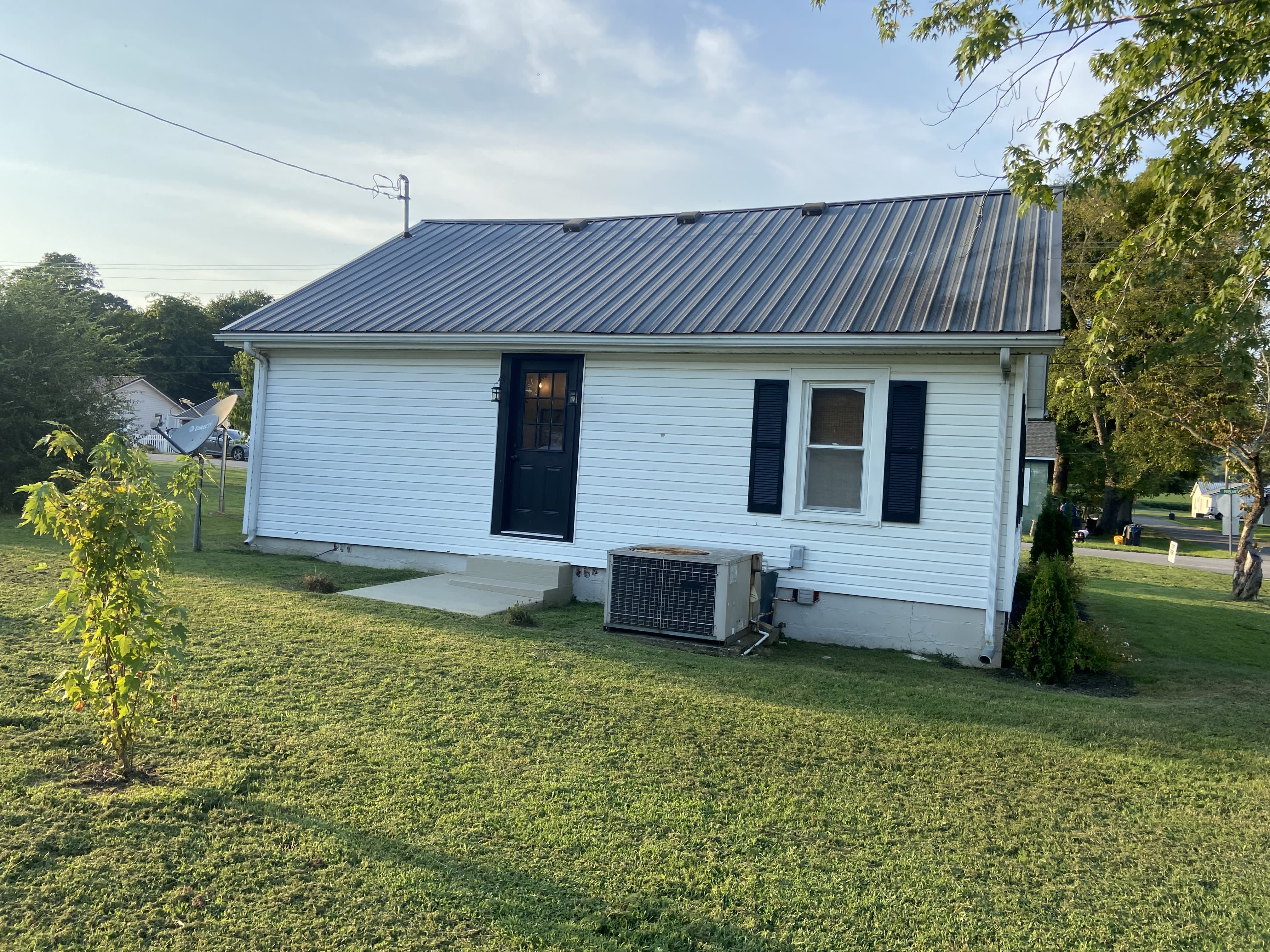 301 Poplar Street North – photo 4