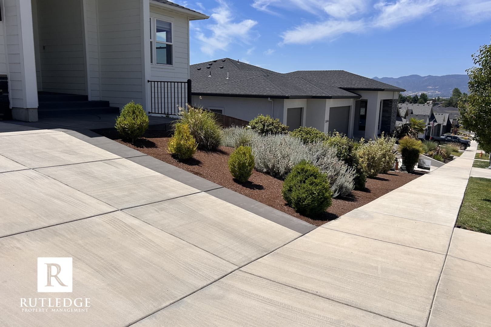 East Medford Cedar Links Living – photo 4