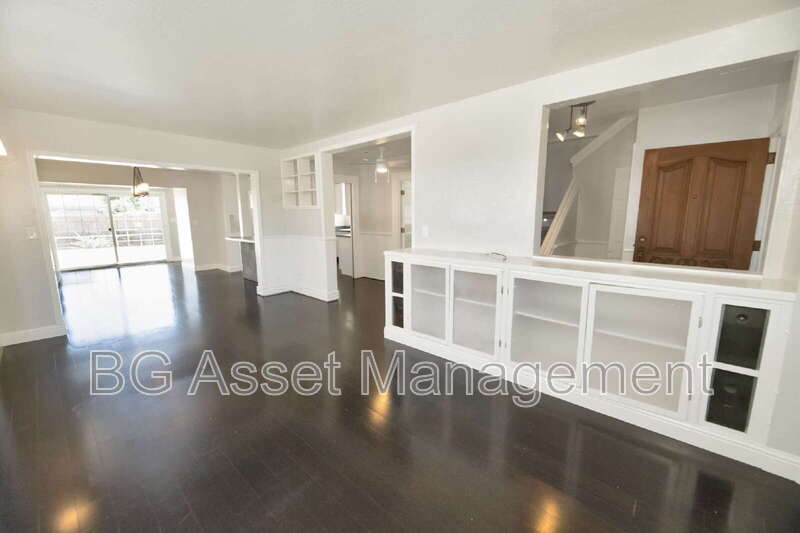 2359 Prune St – photo 3