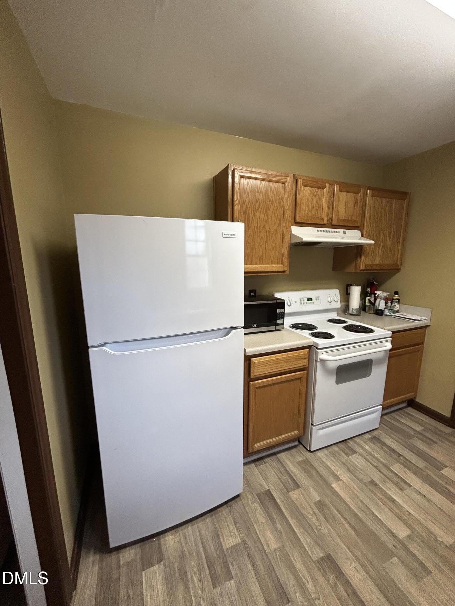 5418 Gunnette Drive – photo 2