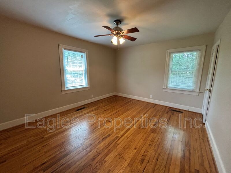 615 S Andrews Avenue – photo 5
