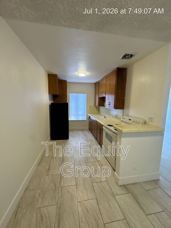 550 South Richmond Avenue – photo 4