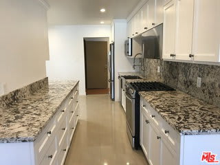 16169 Sunset Boulevard – photo 4