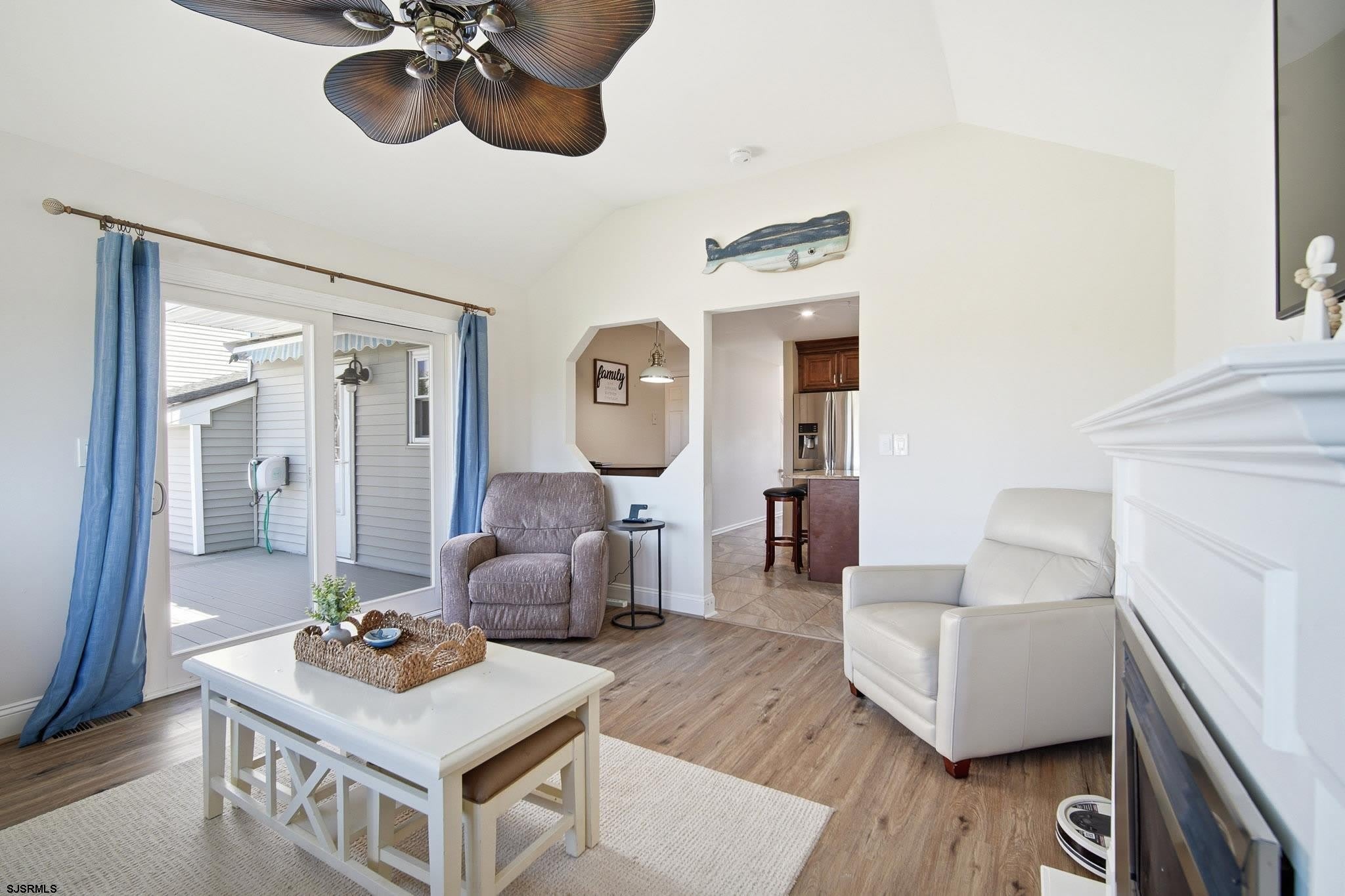 214 Hagen Rd – photo 3