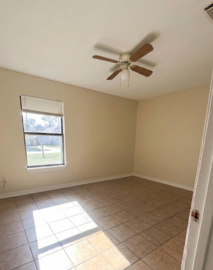 6386 W. Fairfield Dr., Unit C – photo 4