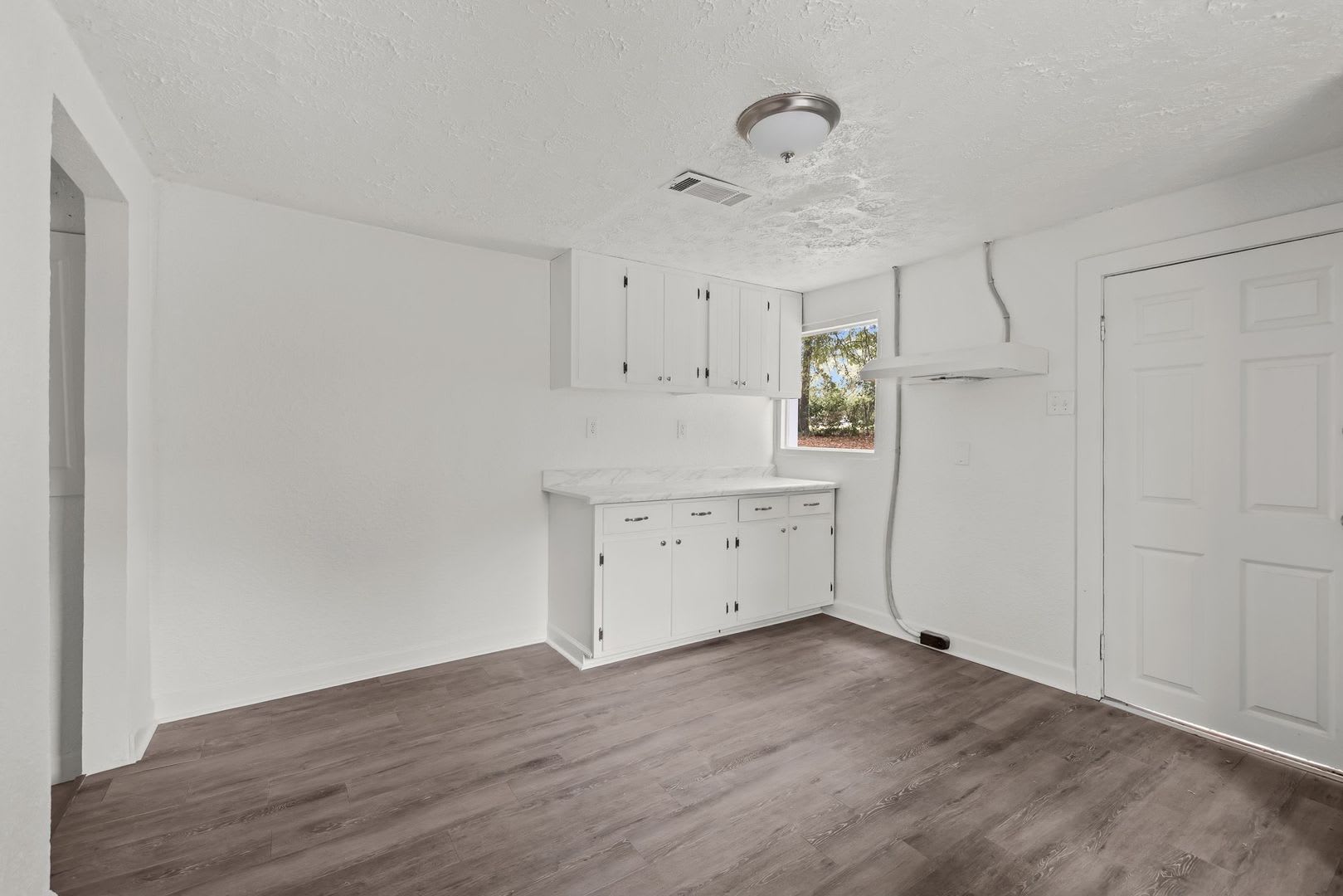 Move In Special Receive A 300 Gas Card With Approved Application And Signed Lease 253 John Morris Ave Montgomery Al – photo 2
