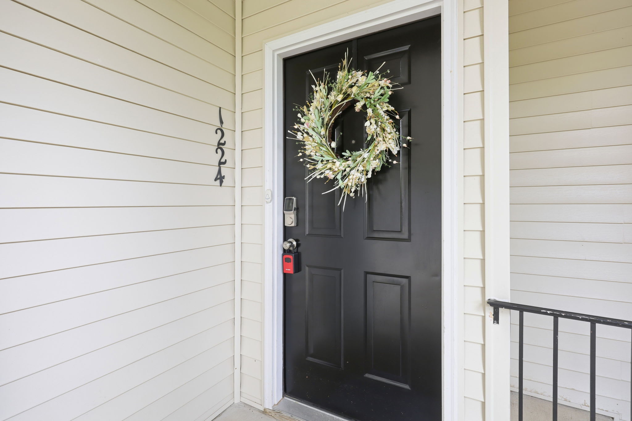 1224 Claret Ln – photo 3