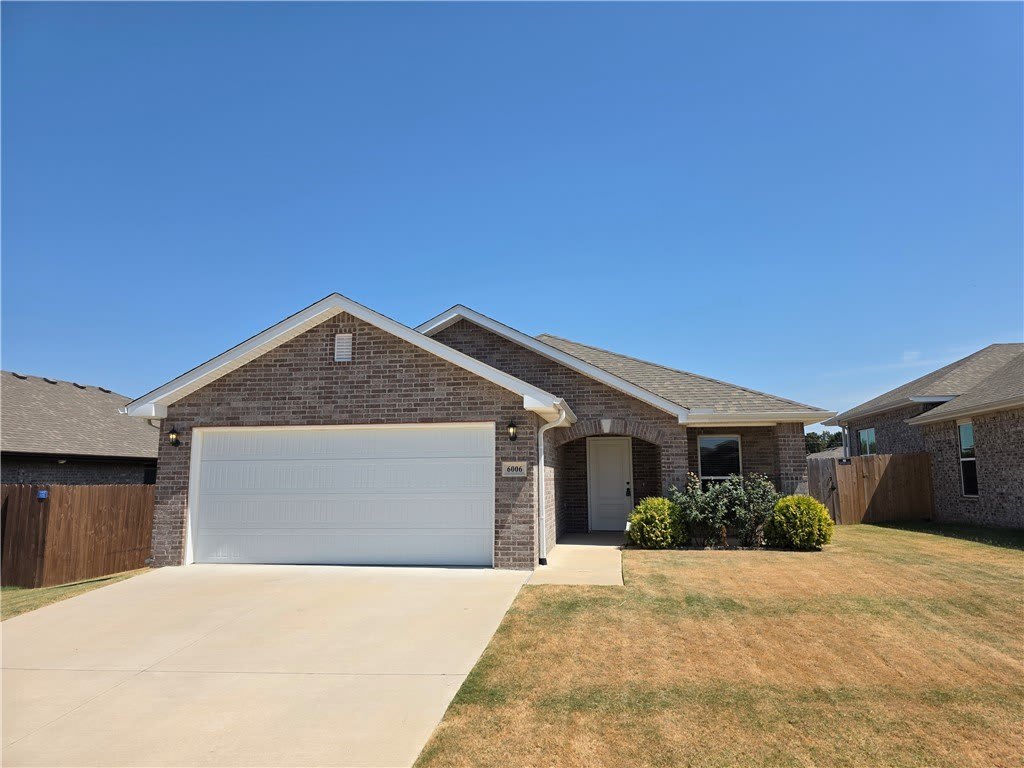 6006 Nw Hoover Street – photo 1