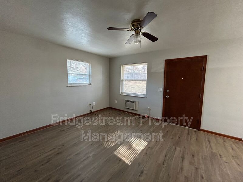 226 E Nottingham Road – photo 4