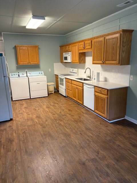 582 Whitestocking Road – photo 5