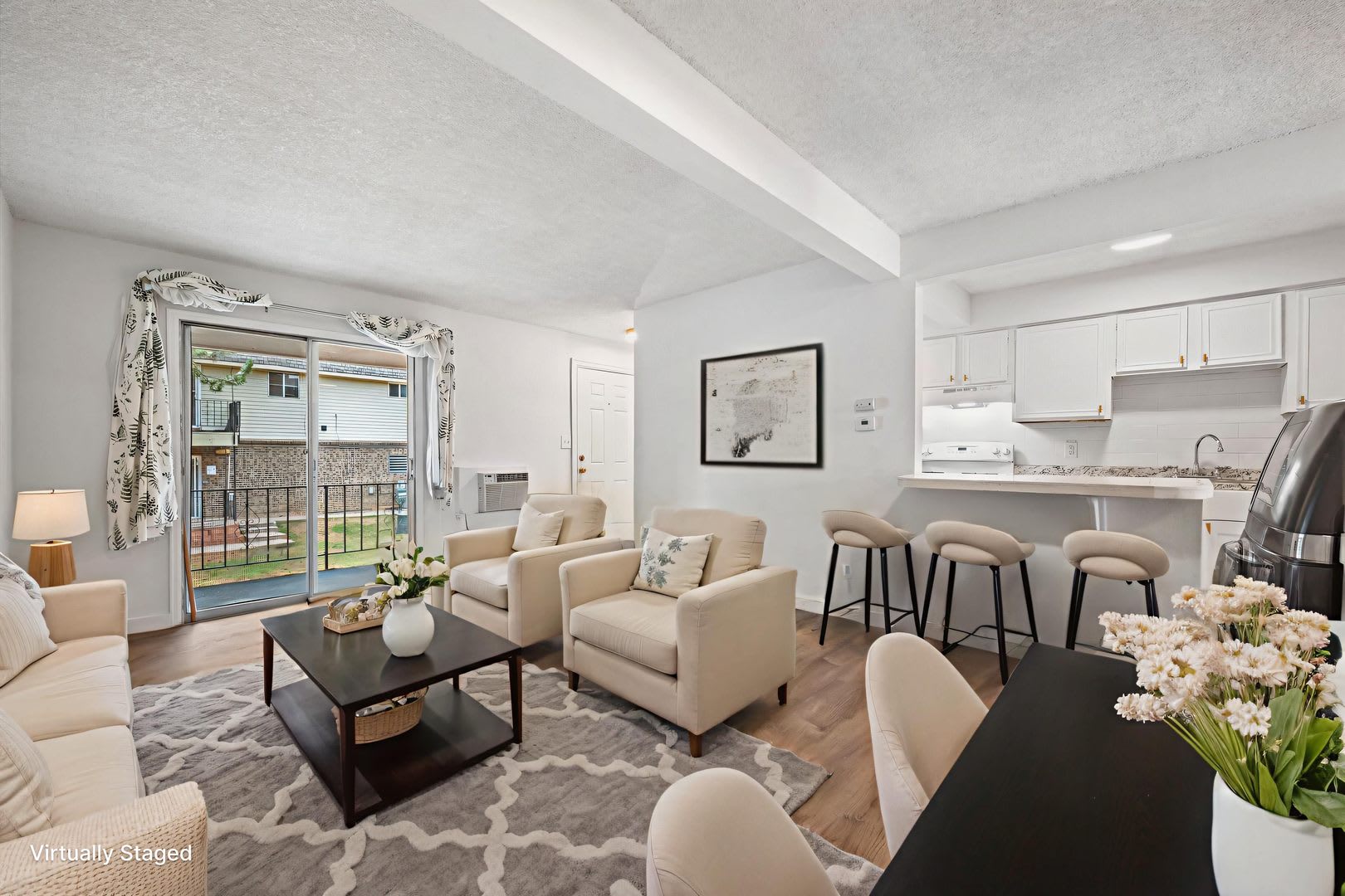 Updated 1 Bedroom Condo in Denver – photo 1