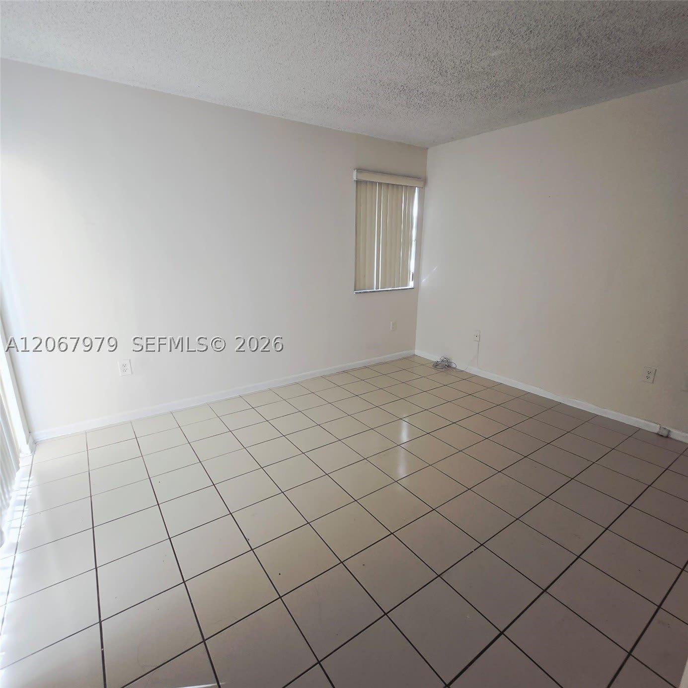 580 Nw 114Th Ave – photo 3