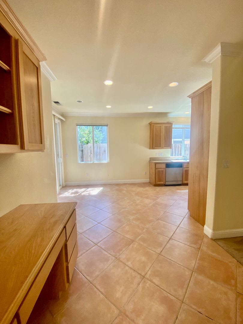 West Davis 5 Bedroom Home – photo 5