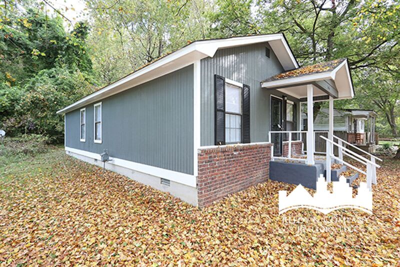 1616 Winston Dr – photo 3