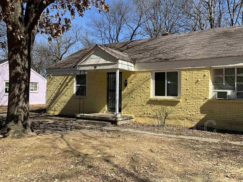 844 Leon Pl – photo 3