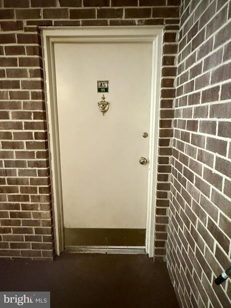 1520 NORTHGATE SQ #11B – photo 2