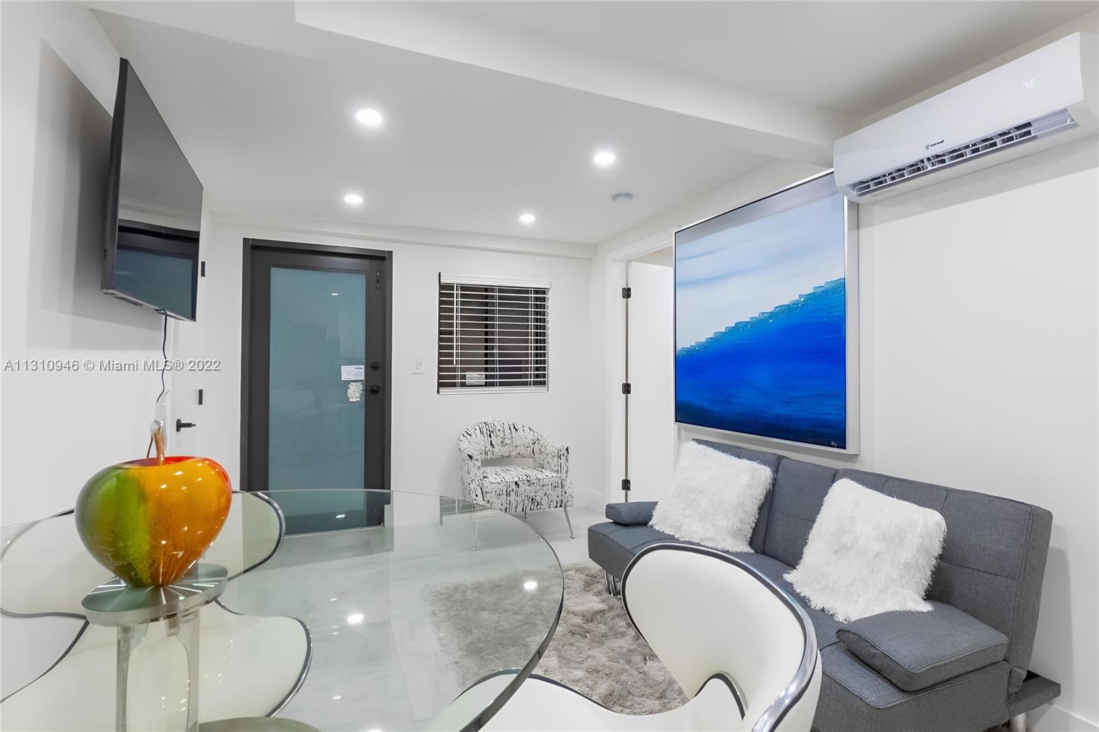 52 Northeast 47th Street – photo 3