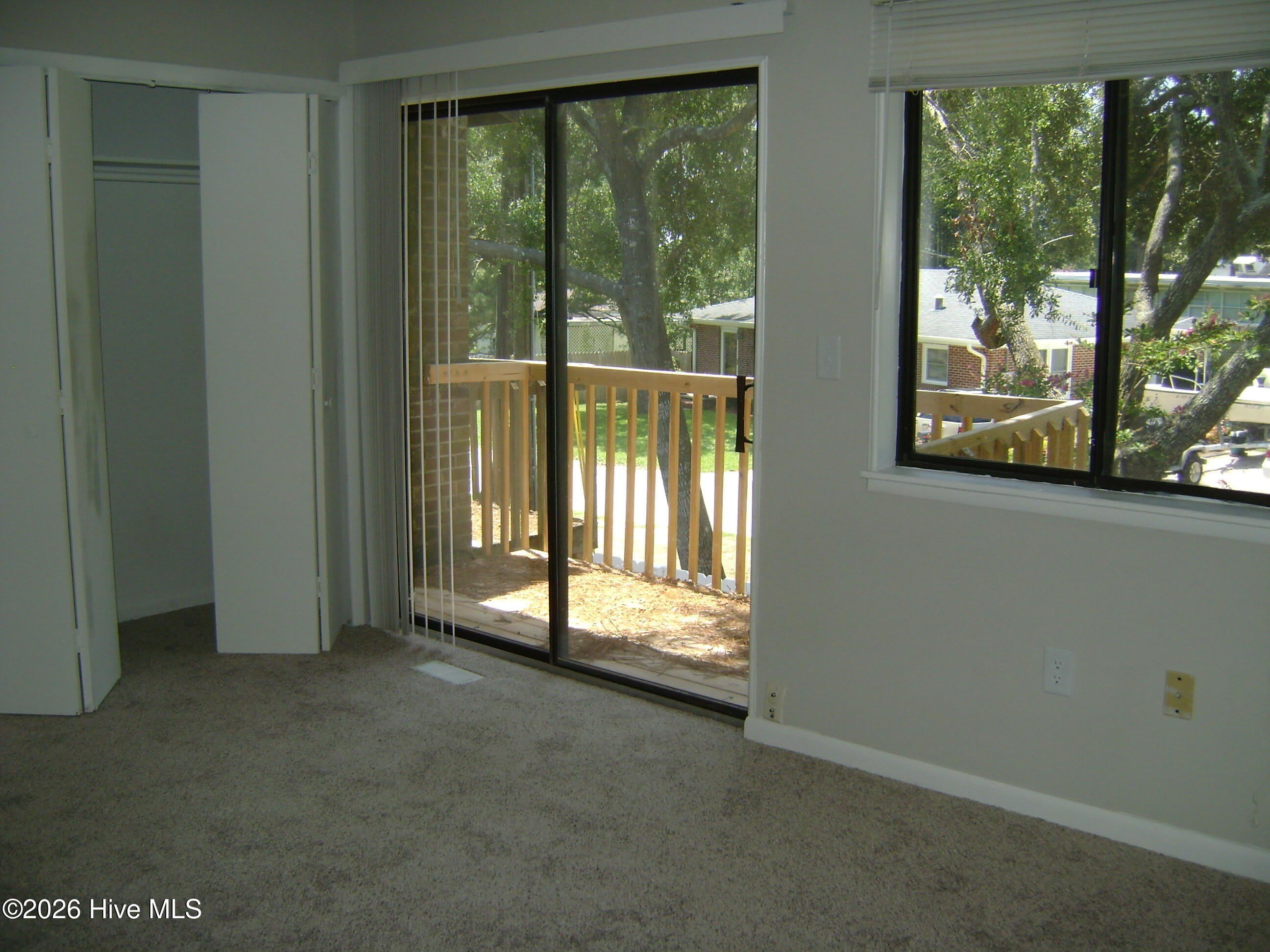 113 Bonner Avenue – photo 5