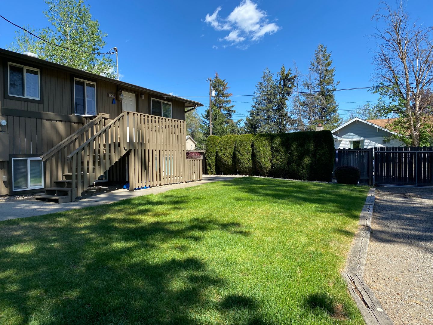 Spacious & Bright 2-Bedroom, 1-Bath upper-level fourplex- located in Spokane Valley! – photo 5