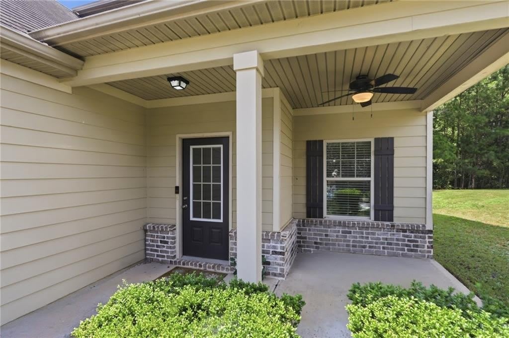 906 Donington Circle – photo 2