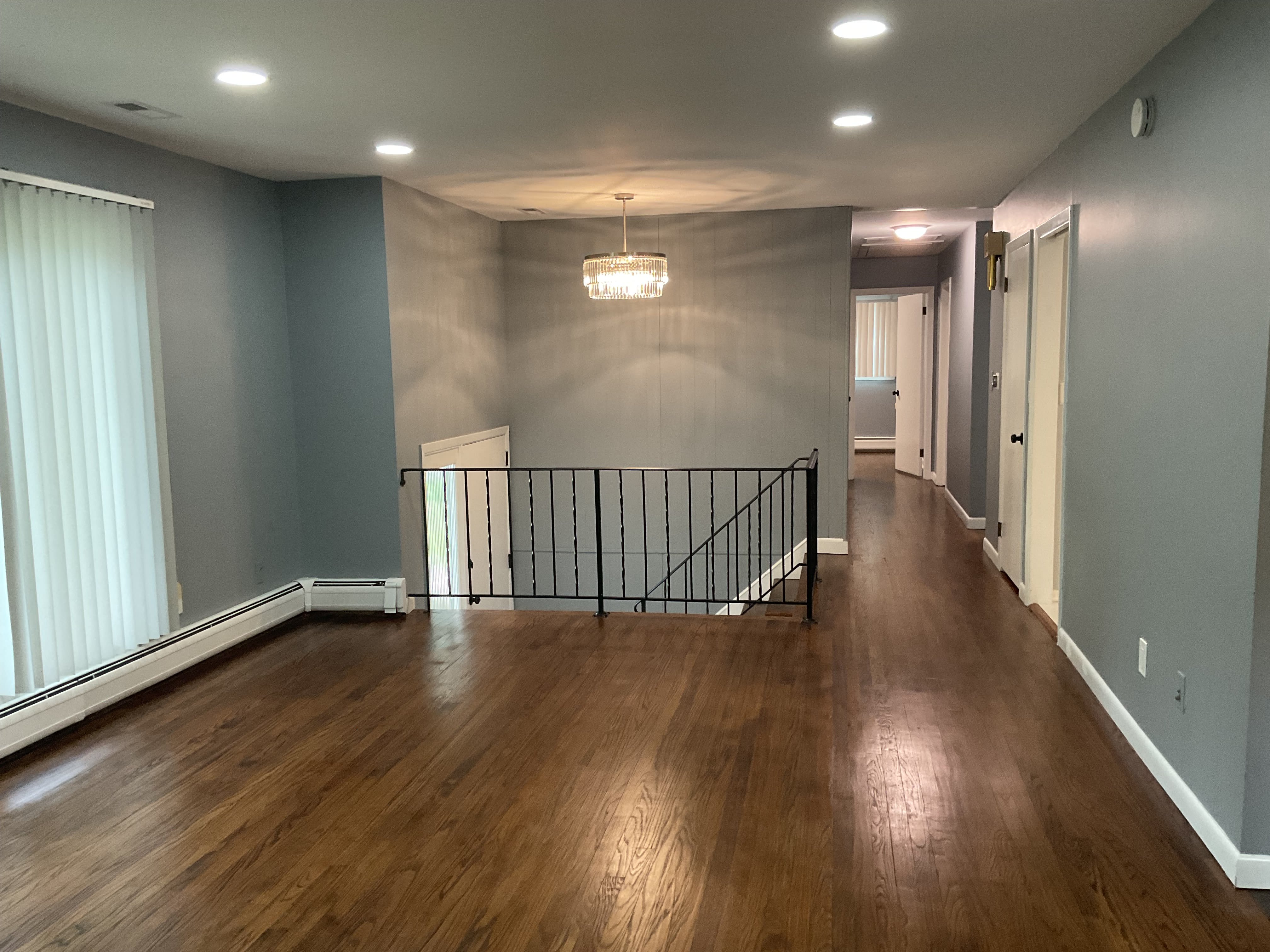 442 Surrey Ln – photo 4