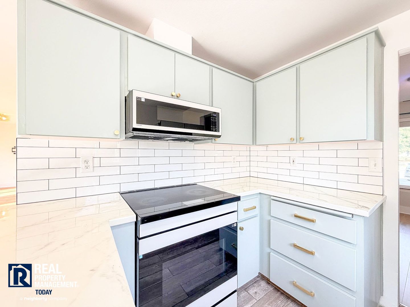 Updated 4-Bedroom Hidden Village Home – photo 5