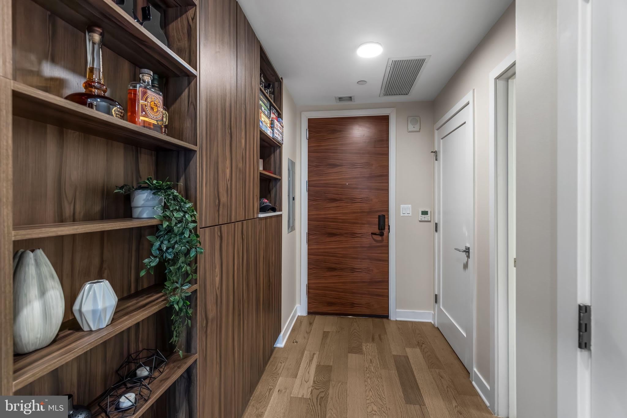 37 L Street SE – photo 5