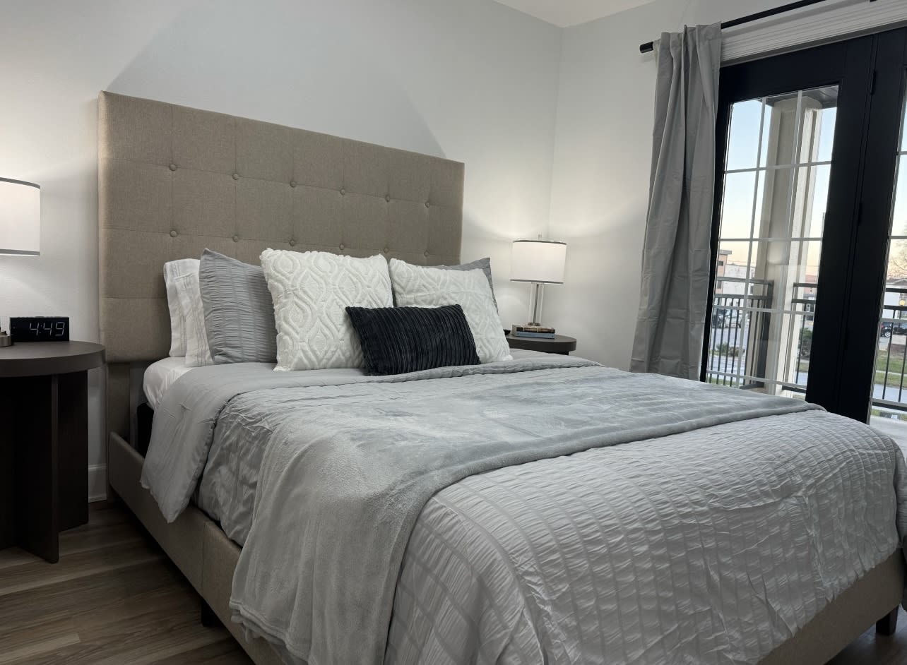 209 West Jefferson St – photo 4